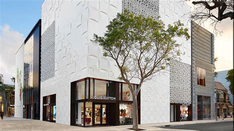 Louis Vuitton store miami